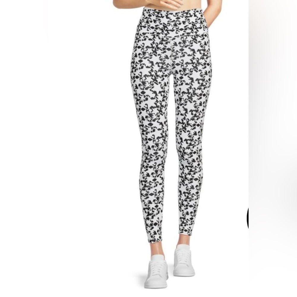 Beach Riot black and white Piper leggings size medium